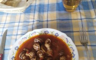 Lumache al sugo (ciammòtte)